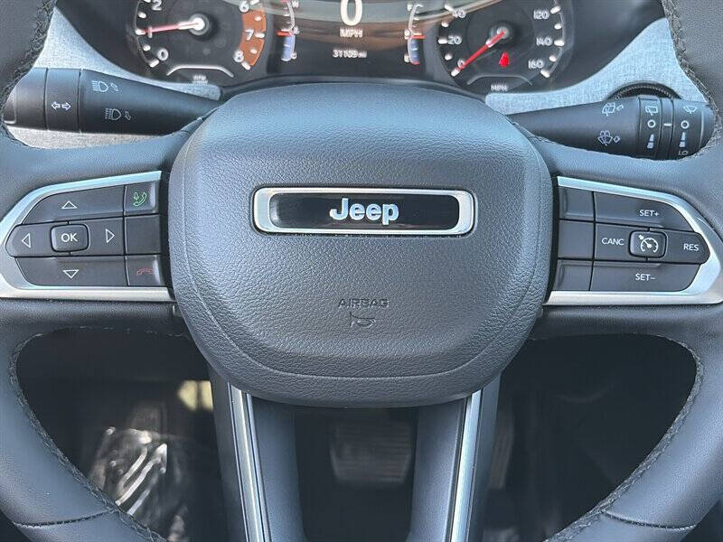 2024 Jeep Compass Latitude Lux