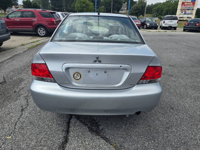 2004 Mitsubishi Lancer for sale at QUEENSGATE AUTO SALES in York, PA