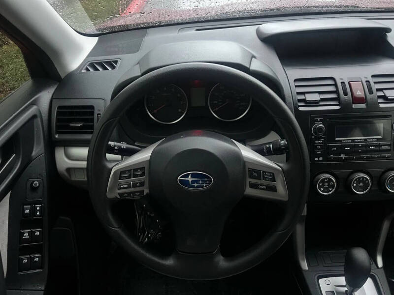 2015 Subaru Forester 2.5i