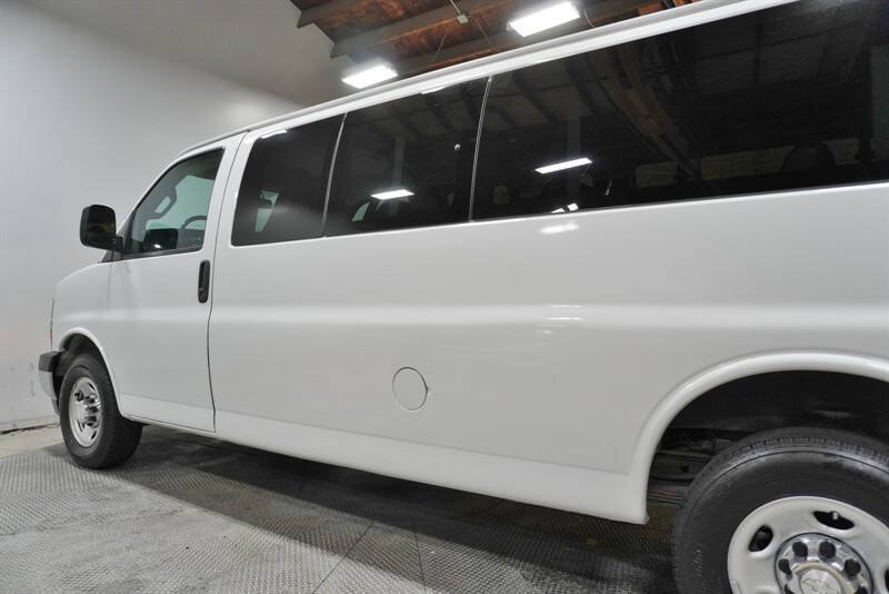 2018 Chevrolet Express LT 3500