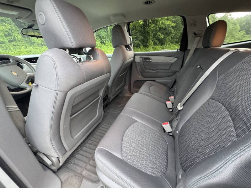 2017 Chevrolet Traverse LS