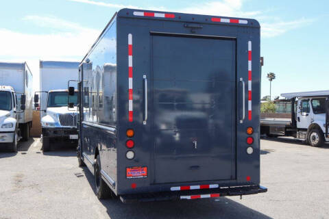 2020 Freightliner MT45 Chassis