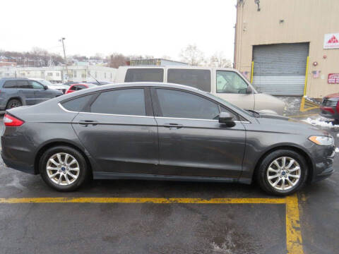 2016 Ford Fusion S