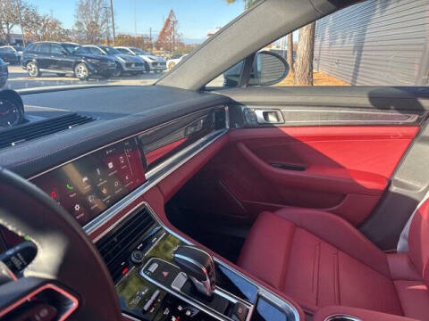 2023 Porsche Panamera 4