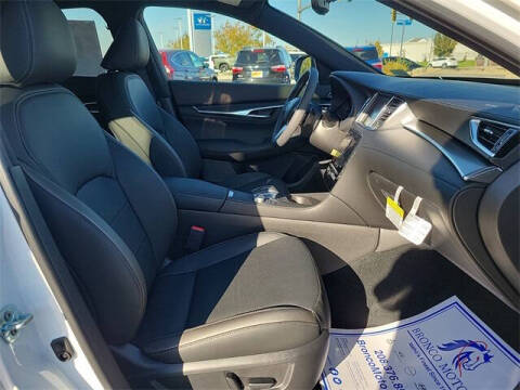 2025 Infiniti QX55 Essential