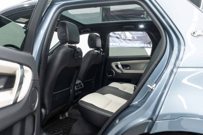 2023 Land Rover Discovery Sport P250 S R-Dynamic