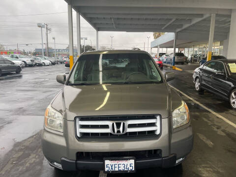 2007 Honda Pilot for sale at Auto Outlet Sac LLC in Sacramento CA