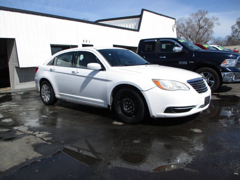 2014 Chrysler 200 LX