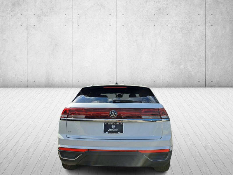 2026 Volkswagen Atlas Cross Sport SE