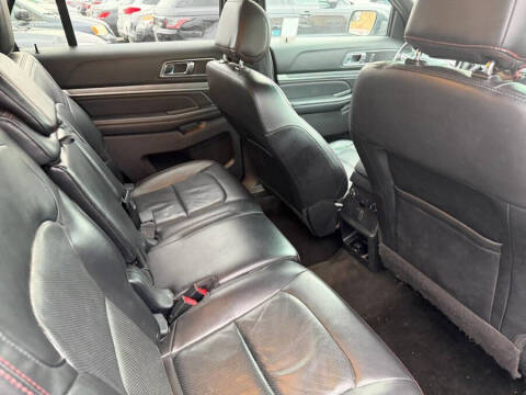 2017 Ford Explorer Sport