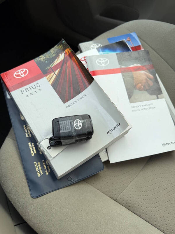 2013 Toyota Prius Three