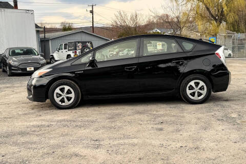 2014 Toyota Prius Three