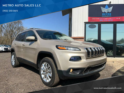 2014 Jeep Cherokee for sale at METRO AUTO SALES LLC in Lino Lakes MN