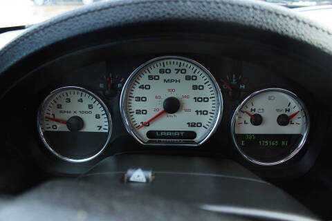 2004 Ford F-150 Lariat