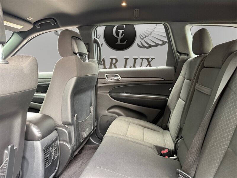 2018 Jeep Grand Cherokee Laredo E