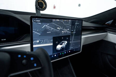 2022 Tesla Model S Plaid