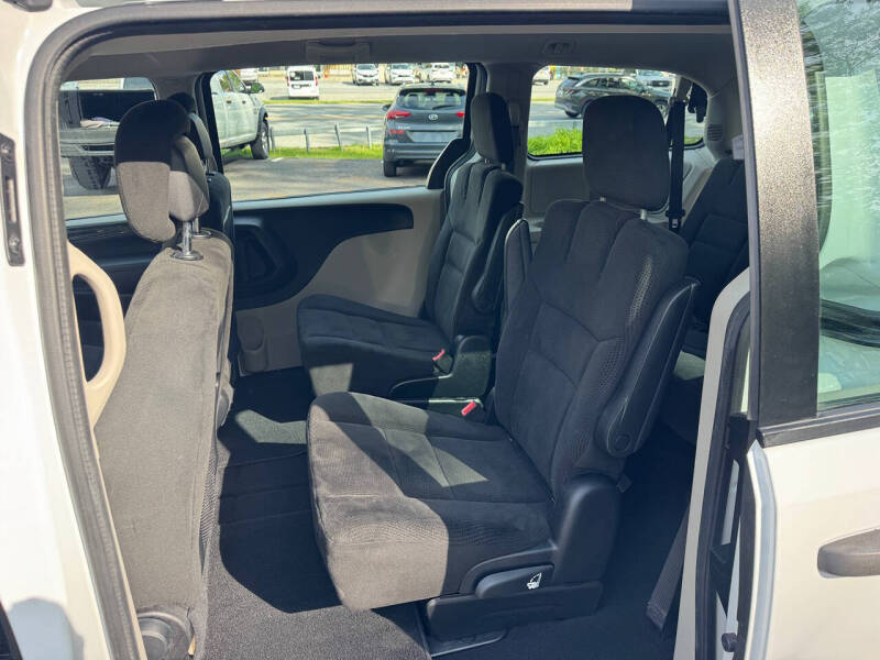 2016 Dodge Grand Caravan SE