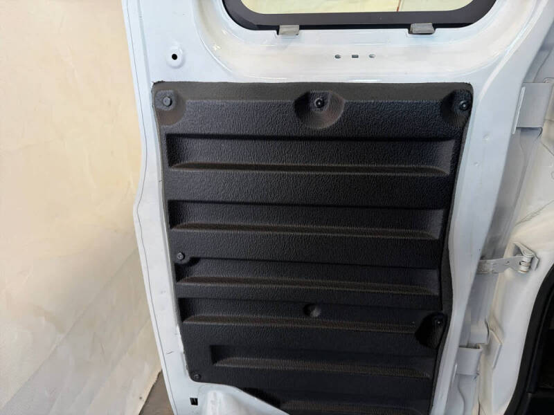 2023 Chevrolet Express 2500