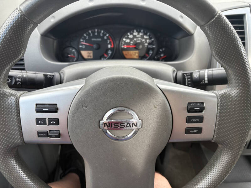 2016 Nissan Frontier SV