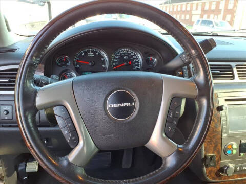 2013 GMC Yukon XL Denali