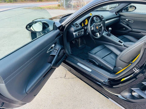 2018 Porsche 718 Cayman