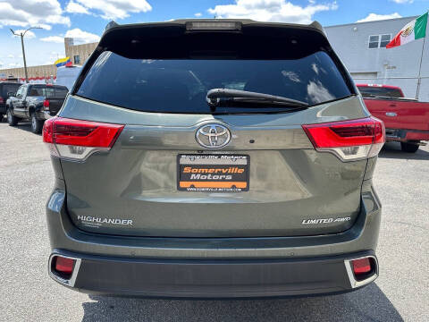 2017 Toyota Highlander Limited
