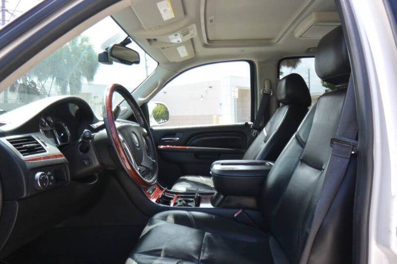 2014 Cadillac Escalade Premium