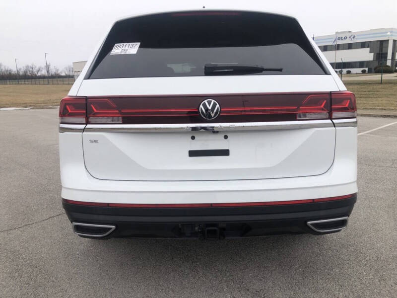 2024 Volkswagen Atlas SE