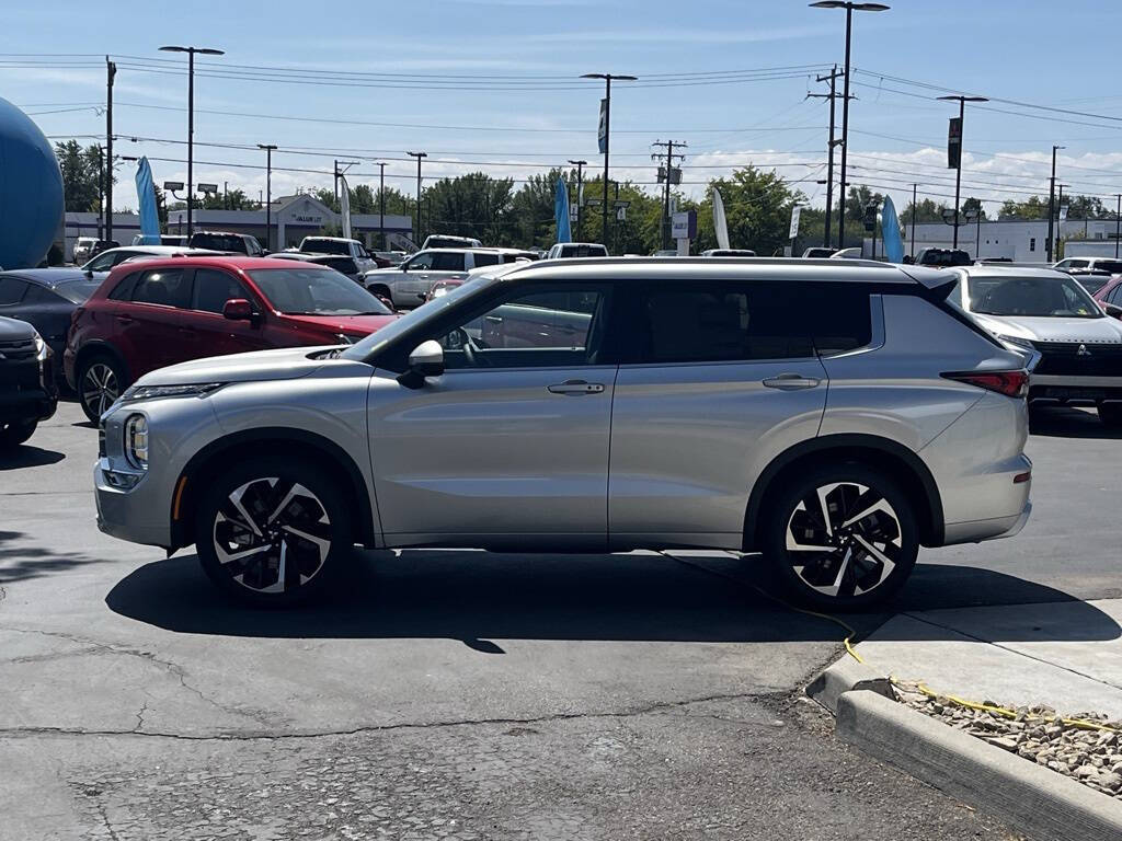 2024 Mitsubishi Outlander for sale at Axio Auto Boise in Boise, ID