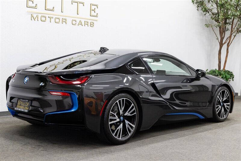 2016 BMW i8
