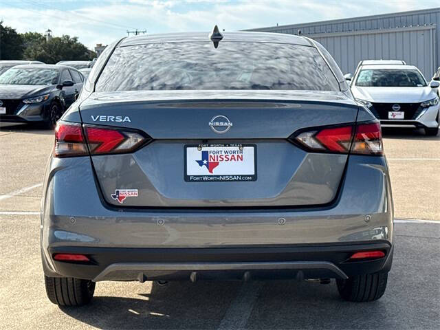 2025 Nissan Versa SV