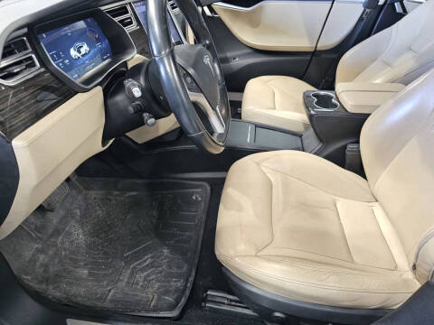 2016 Tesla Model S 70