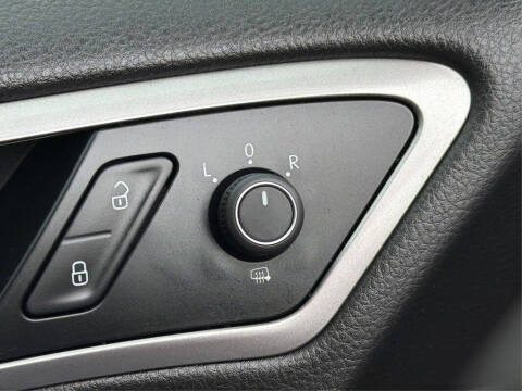 2016 Volkswagen e-Golf SE