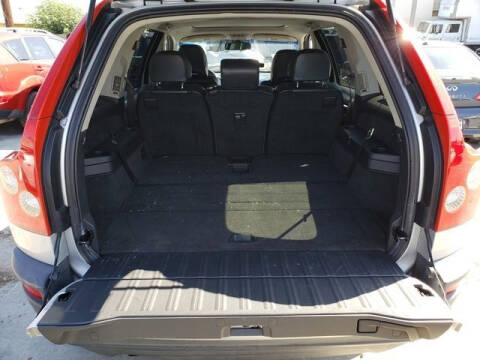 2004 Volvo XC90 2.5T