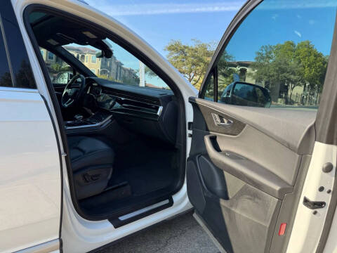 2020 Audi Q7 quattro Premium 55 TFSI