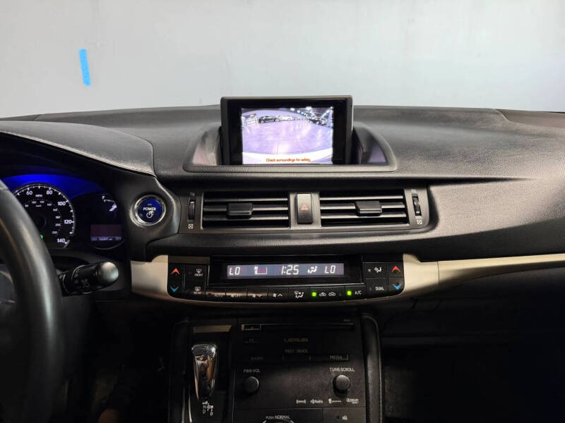 2013 Lexus CT 200h