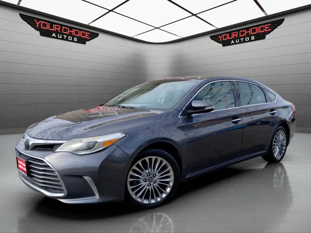 2018 Toyota Avalon Limited 4dr Sedan's photo