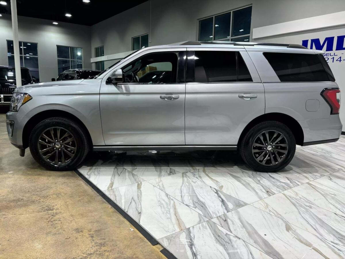 2021 Ford Expedition for sale at IMD MOTORS, INC in Dallas, TX