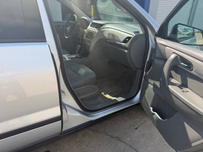2016 Chevrolet Traverse LS