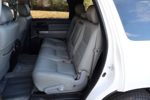 2010 Toyota Sequoia SR5