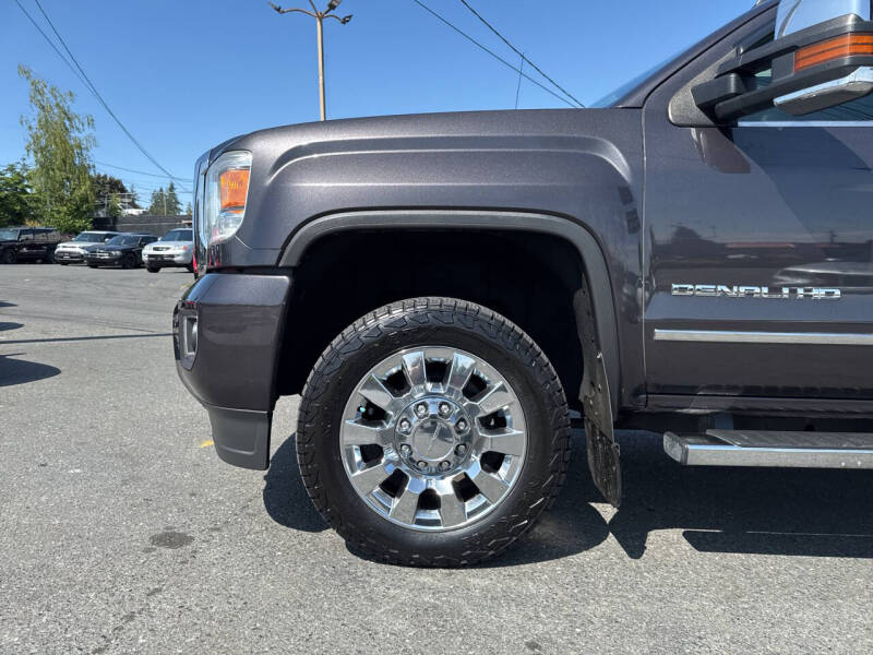 Used 2015 GMC Sierra 2500 Denali HD Denali with VIN 1GT120E89FF610045 for sale in Edmonds, WA