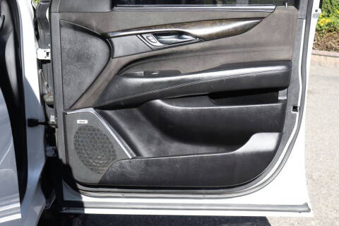 2017 Cadillac Escalade ESV Platinum