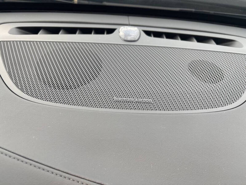 2025 Volvo XC90 B6 Plus Bright Theme 7P