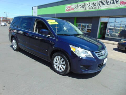 2014 Volkswagen Routan for sale at Schroeder Auto Wholesale in Medford OR