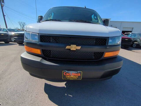 2025 Chevrolet Express 2500