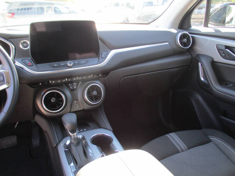 2024 Chevrolet Blazer LT