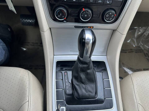 2013 Volkswagen Passat