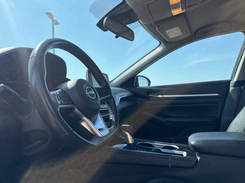 2024 Nissan Altima 2.5 SR