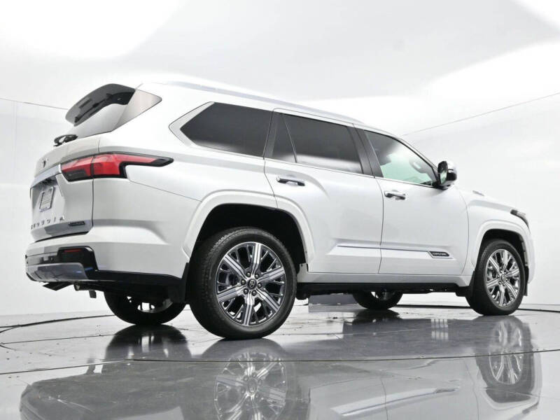 2025 Toyota Sequoia Capstone