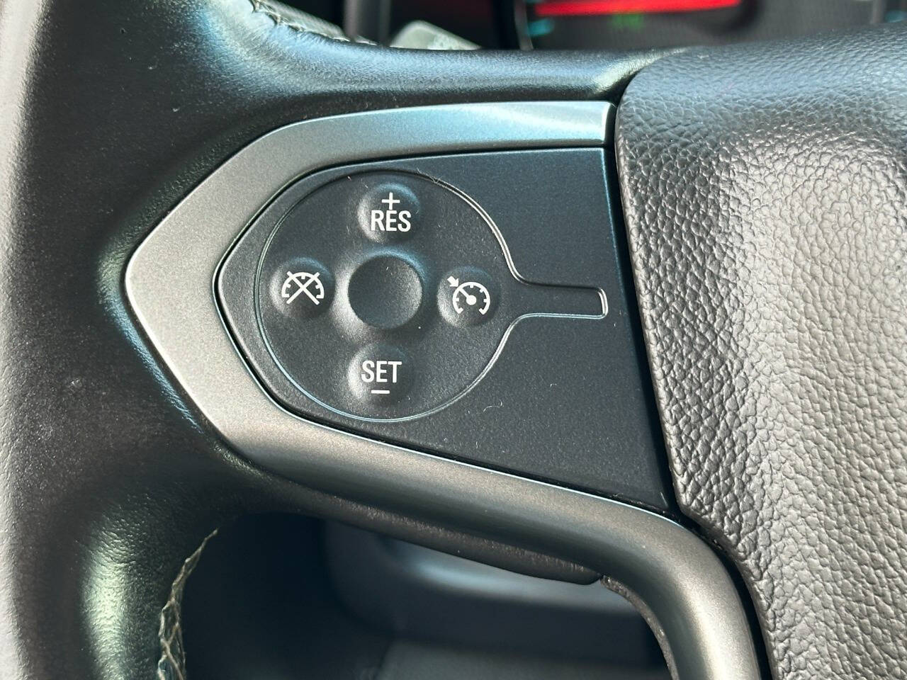 ChevroletSilverado 150037